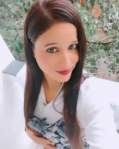 Call Girls in Petlawad